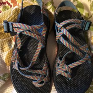 Chacos size 7
